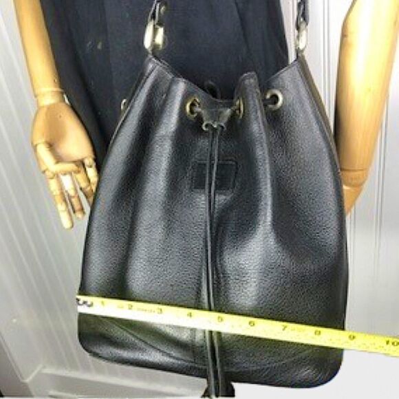 BURBERRYS Large Black Leather Bucket Drawstring Bag Nova Check Lining Authentic - Picture 10 of 17